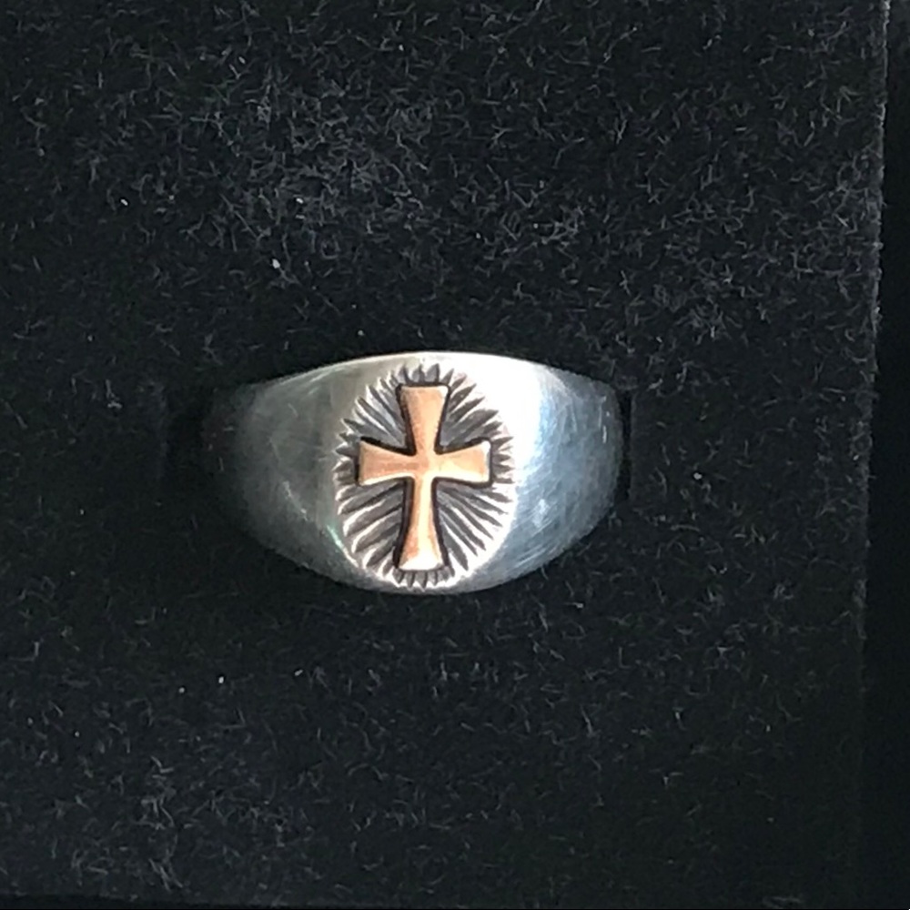 Women’s James Avery Ring